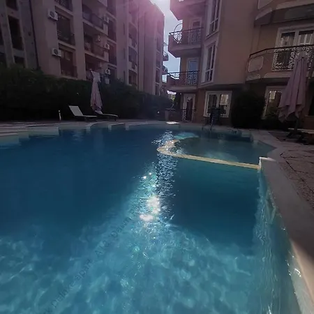 2-bedroom Pool View Sunny * Slantschew brjag