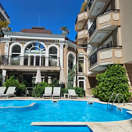 2-bedroom Pool View Sunny * Sunny Beach